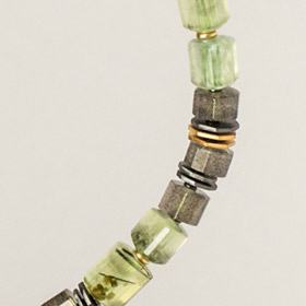 Adelheid Helm Schmuck